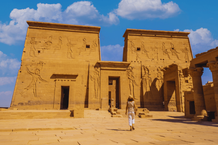 Exploring Egypt with Discovery Channel Insights: A Traveler’s Perspective